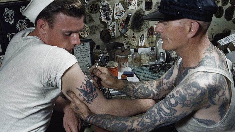 Татуировки как Язык Эмоций: От Истории к Современности